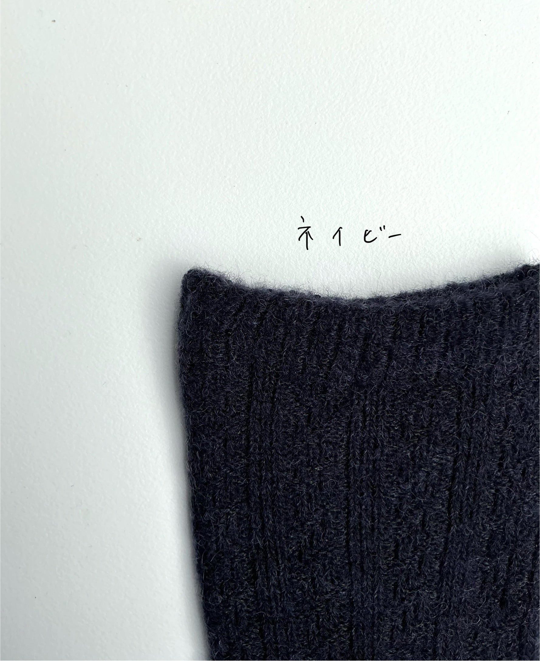 SILK LAYERED Natural wool socks.(2111TA)
