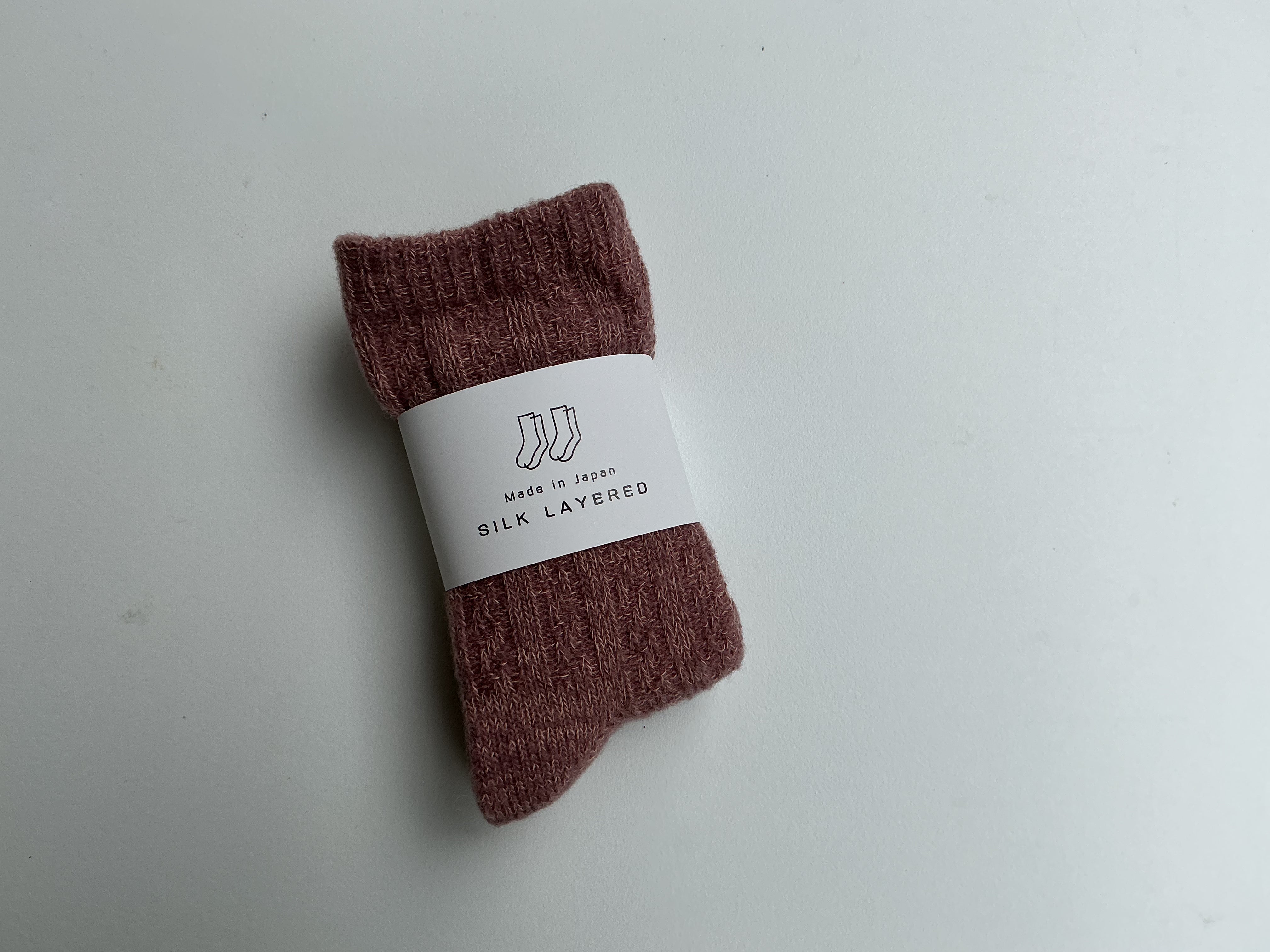 SILK LAYERED Natural wool socks.(2111TA)