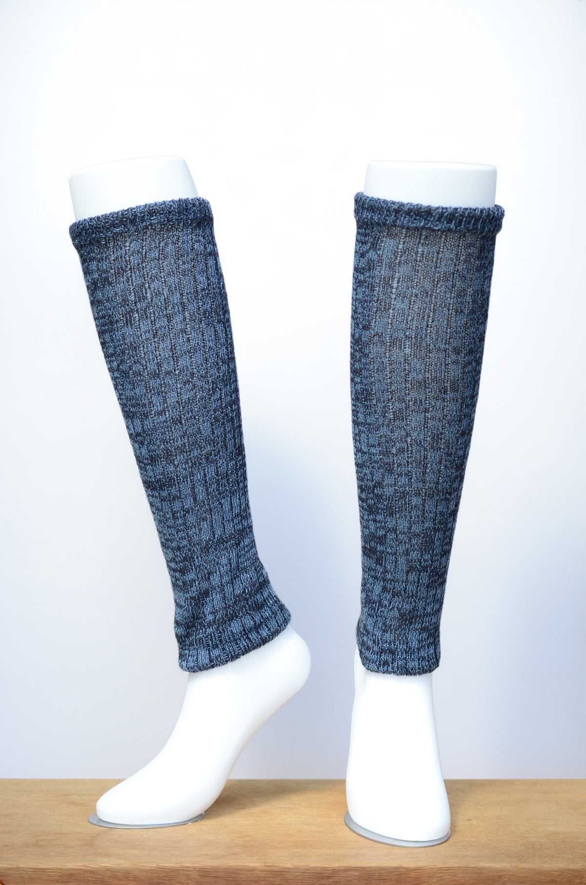 肌側シルク二重編みレッグウォーマー SILK LAYERED LEGWARMER