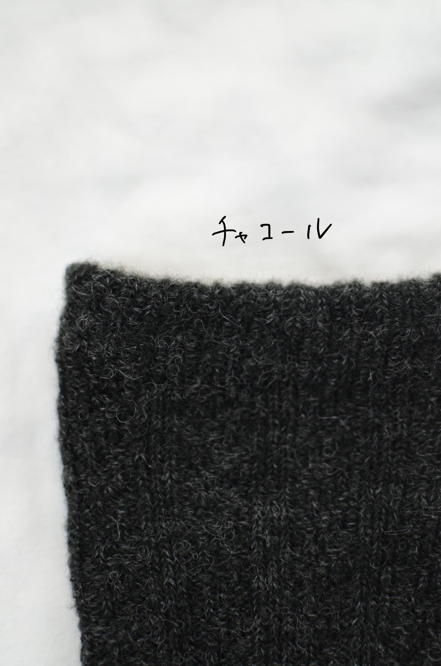 SILK LAYERED Natural wool socks.(2111TA)