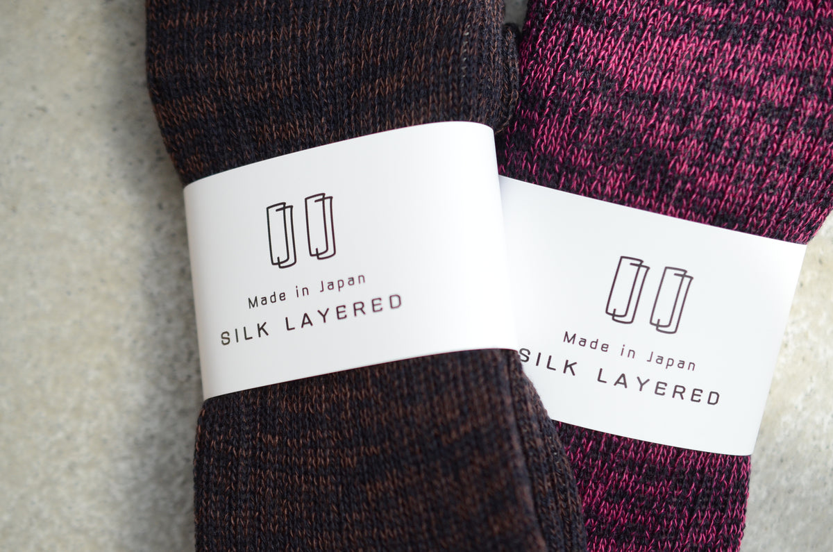 肌側シルク二重編みレッグウォーマー　SILK LAYERED LEGWARMER