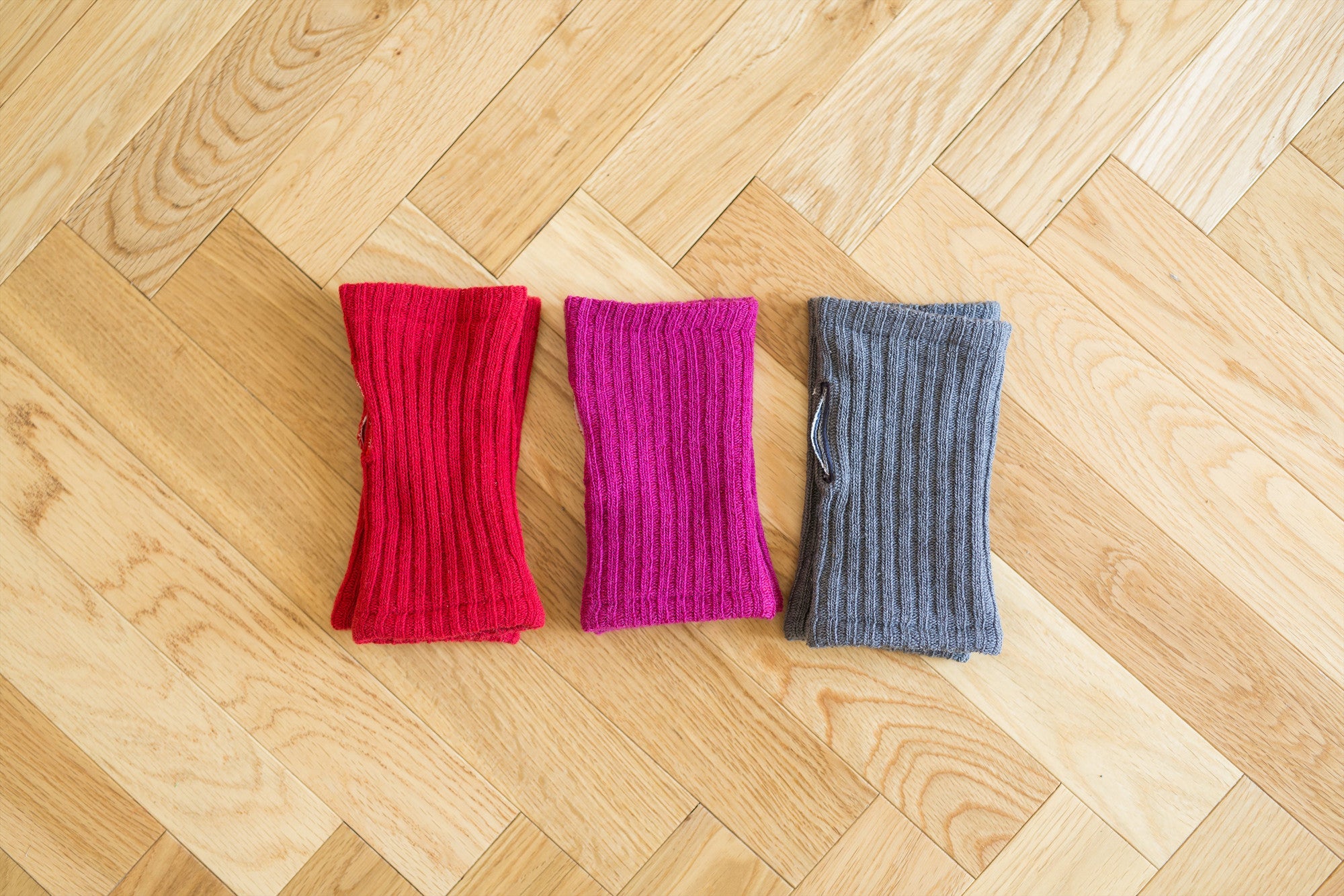 Silk double knit wrist warmer<kids> made in Japan